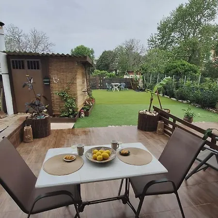 Apartman Glossy Messinian Escape - Cozy Yard Filiatrá